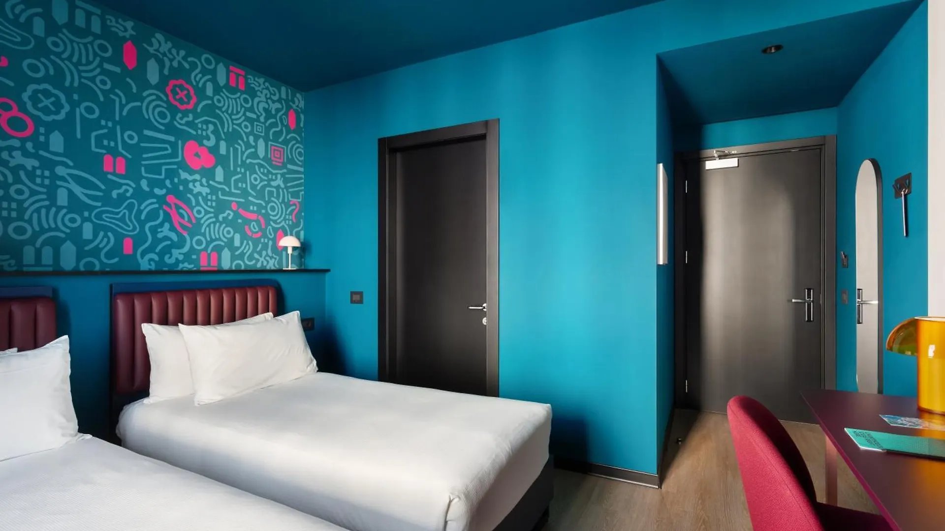 Cx Milan Nom Hostel Italy