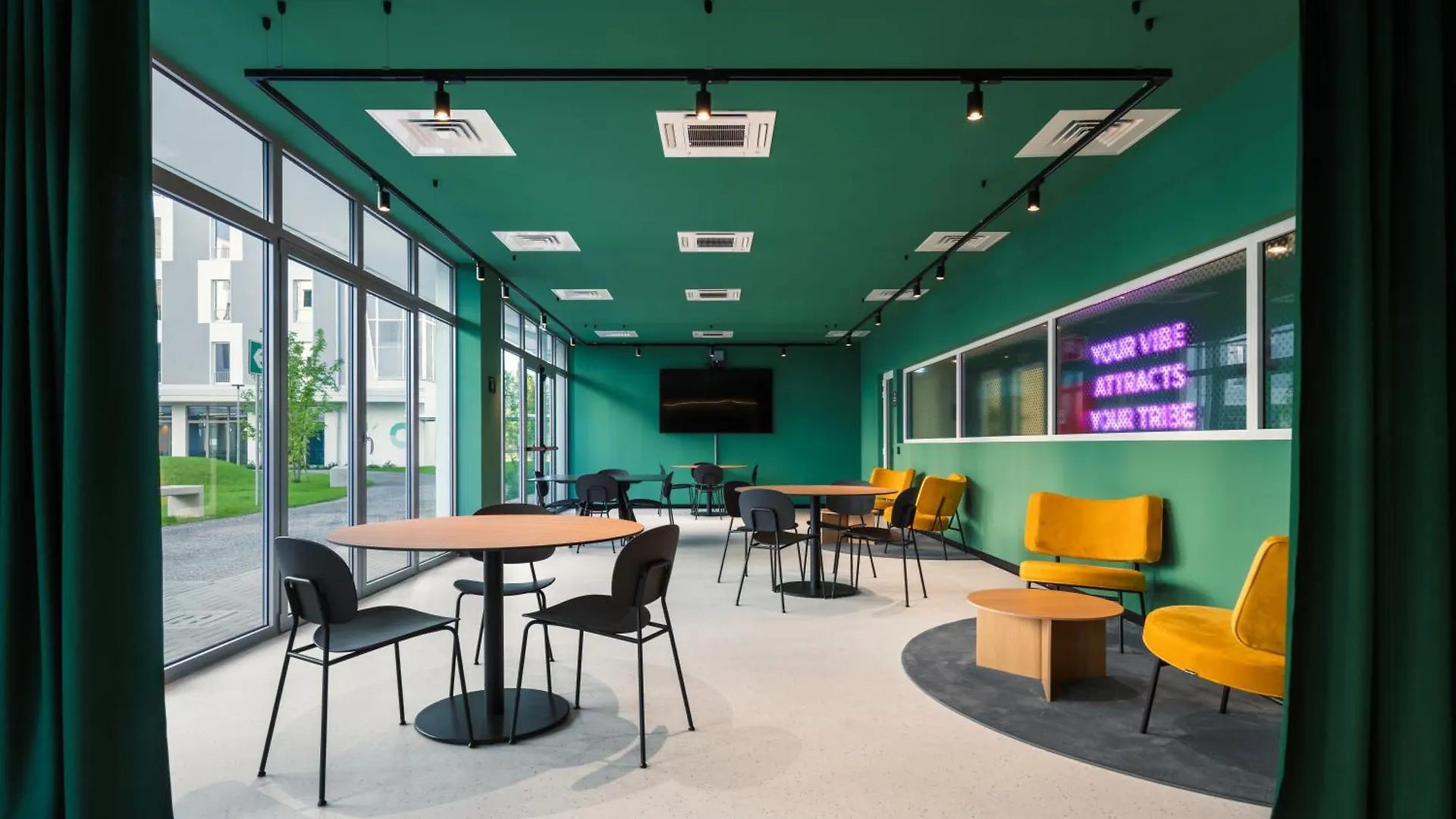 Cx Milan Nom Hostel