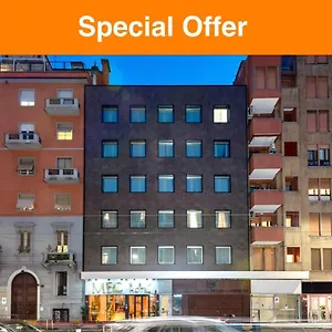 Hotel Mec, Mediolan