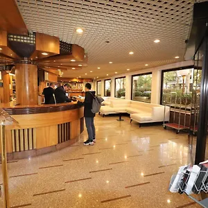 Hotel Domenichino, Mediolan