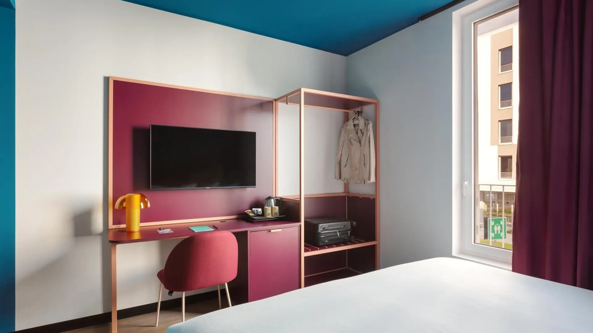 Cx Milan Nom Hostel 0*,